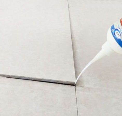 张湾瓷砖空鼓维修公司分享卫生间瓷砖脱落的原因可能有以下几点
